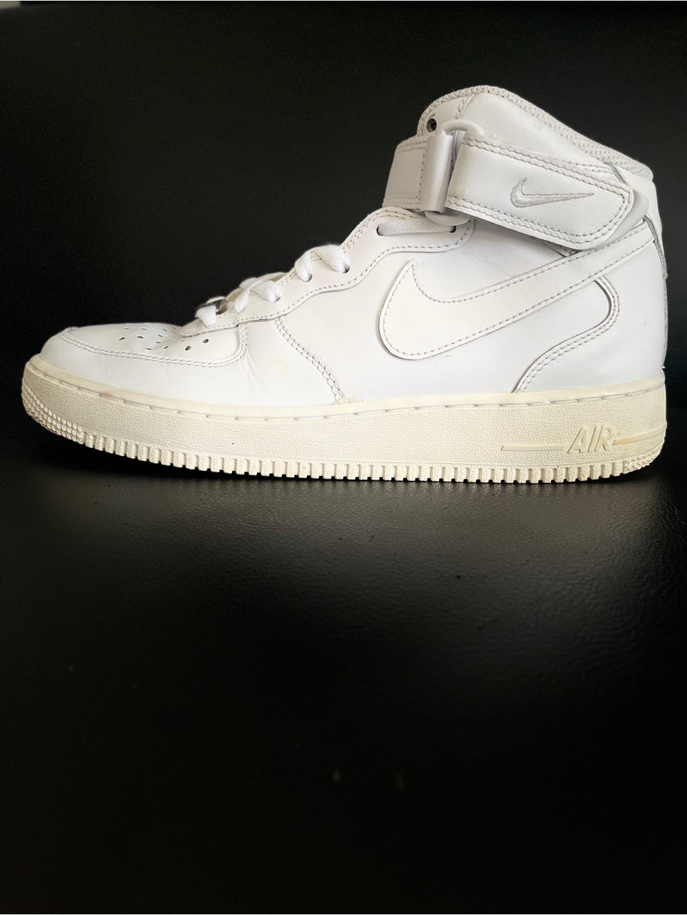 Nike Air Force 1 Mid ‘07 Triple White AF1 Shoes - Men’s 8 - Picture 3 of 12